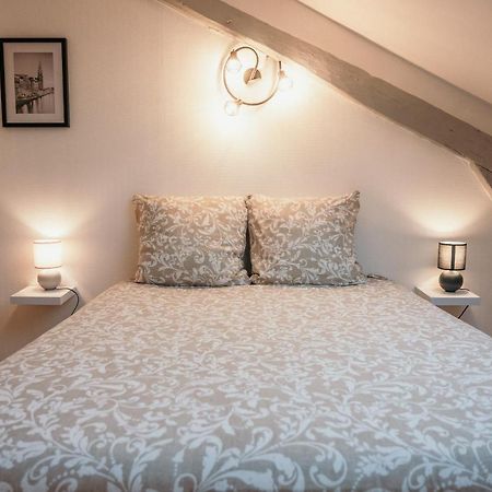 Appartement Du Musee Charleville-Mézières Esterno foto