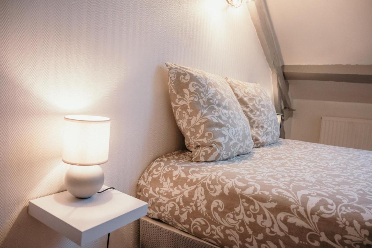 Appartement Du Musee Charleville-Mézières Esterno foto