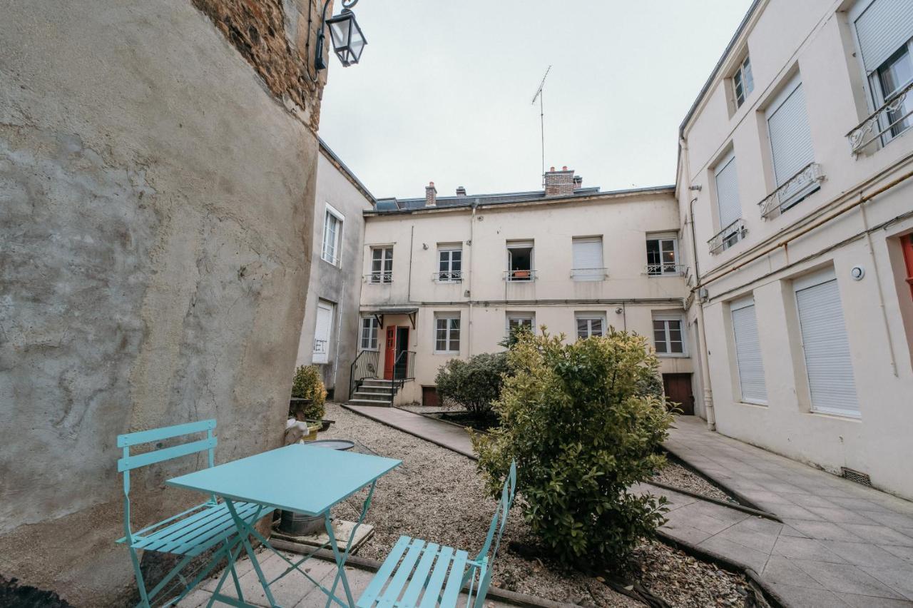 Appartement Du Musee Charleville-Mézières Esterno foto